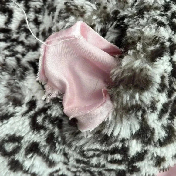 Chasing Fireflies Faux Fur Jacket Girls 7 Black White Soft Snap Front Lined - Picture 9 of 13